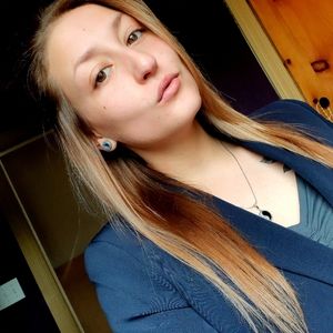 Meet your Posher, Nika